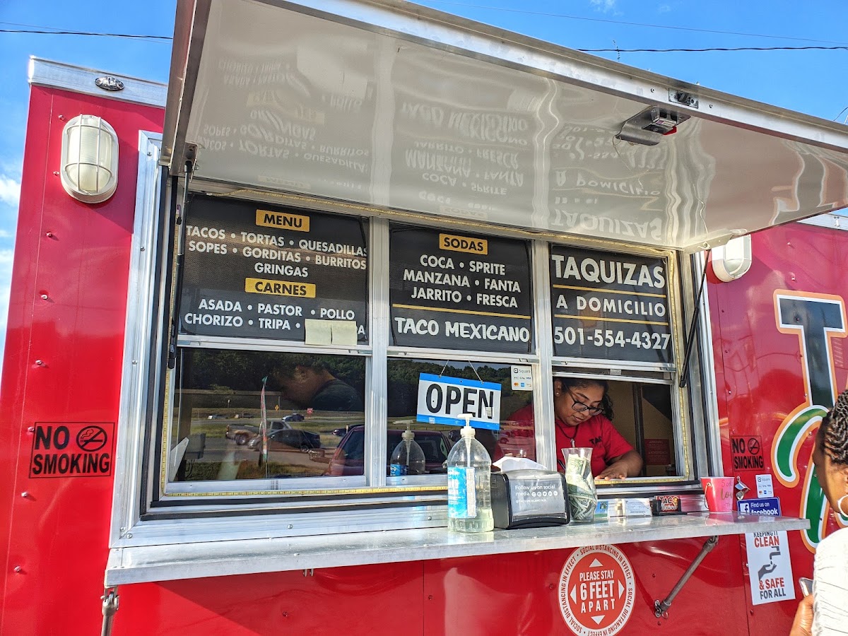 Taco Mexicano menu board