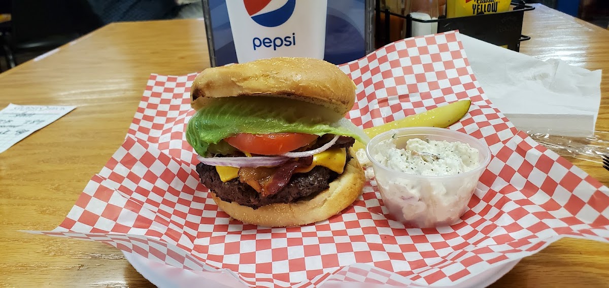 J&S Country Store and Deli