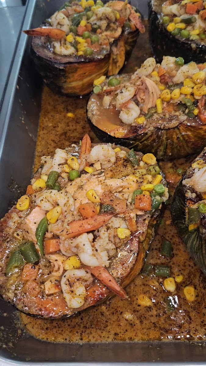 Kayla previously La Lechonera