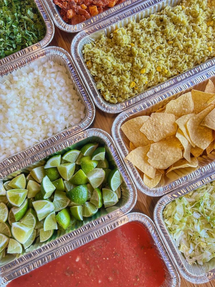 TNT's Tacos N' Tortas