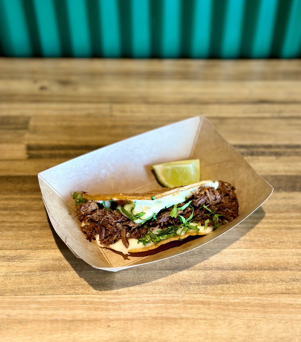 TNT's Tacos N' Tortas