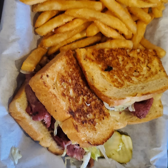 Pastrami Hot