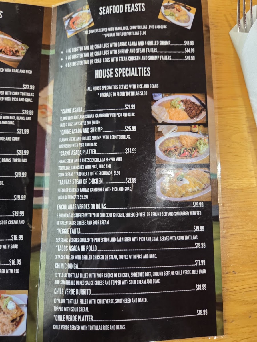 Kan Kun Mexican Restaurant menu board