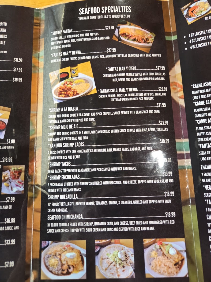 Kan Kun Mexican Restaurant menu board