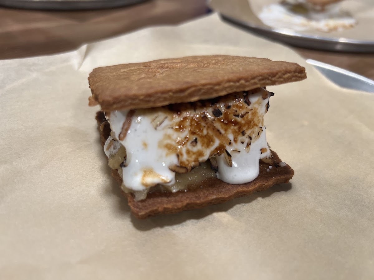 Cannon Beach S'mores Company