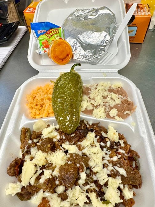El Chihuas Food Truck