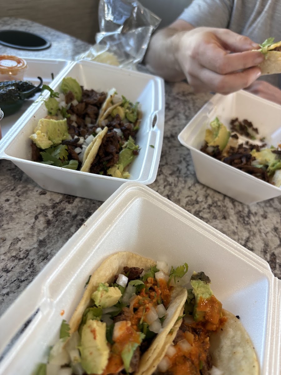 El Chihuas Food Truck