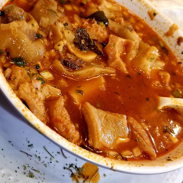 Menudo Con Pata Online