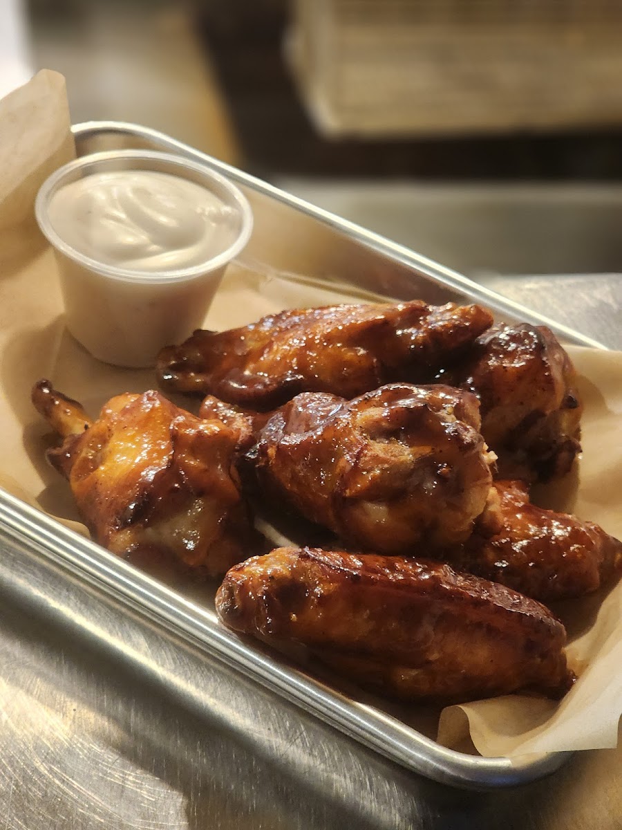 Moe's Burgers & Brews