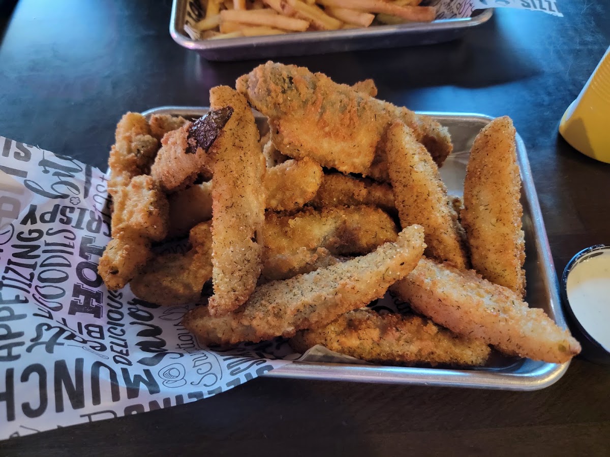 Moe's Burgers & Brews