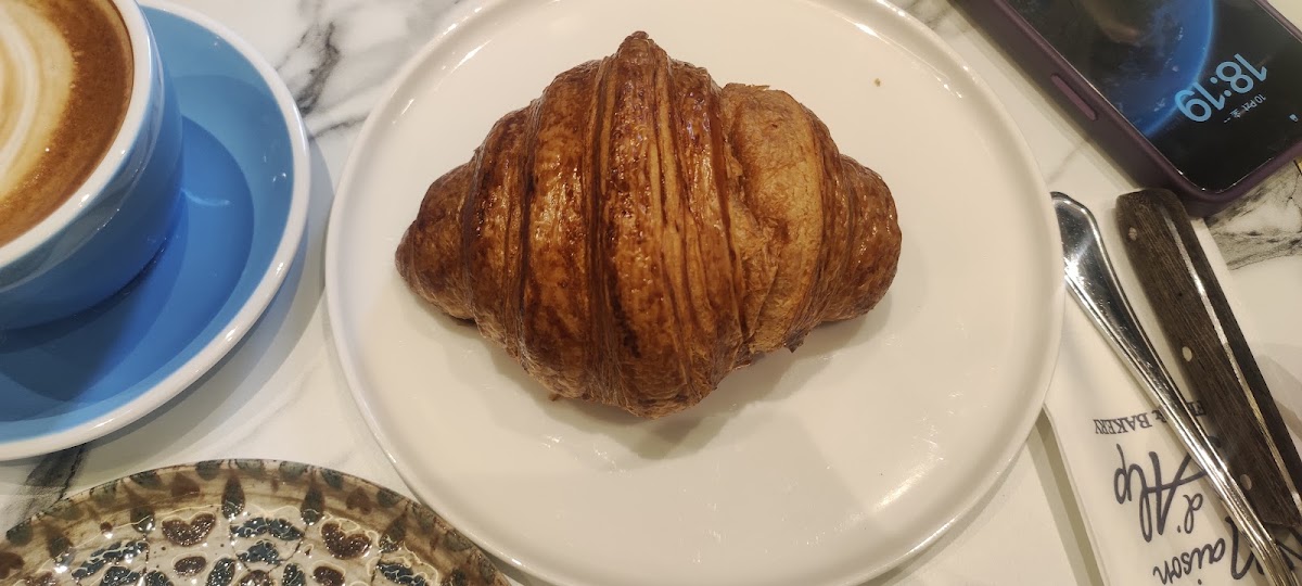 Alp Coffee & Bakery