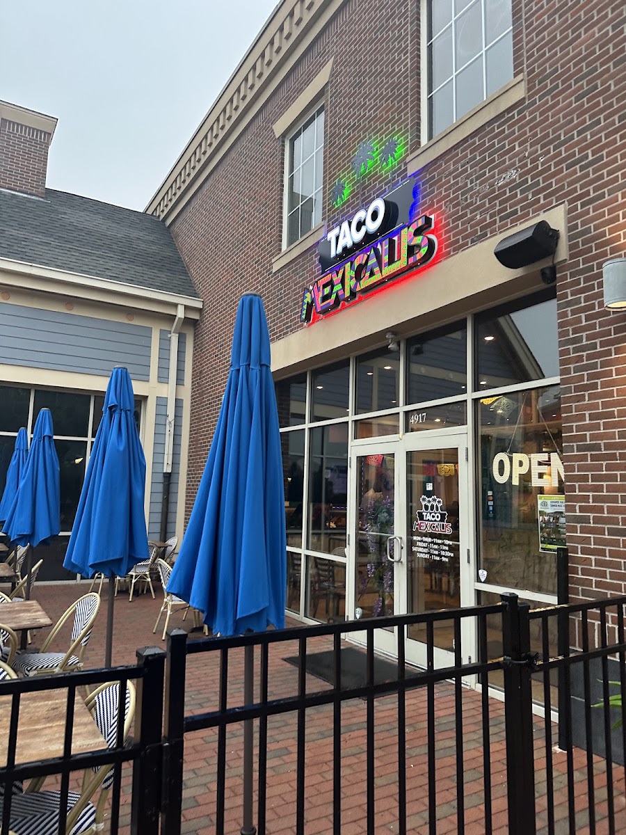 Taco Mexicalis New Town