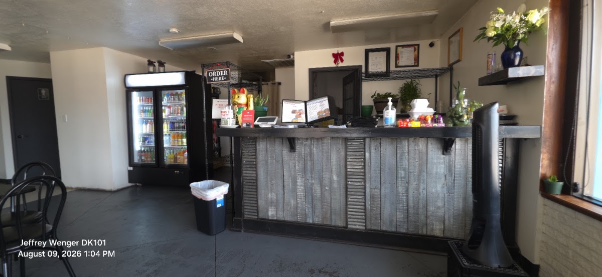 Japanese Poke & Sushi Restaurant