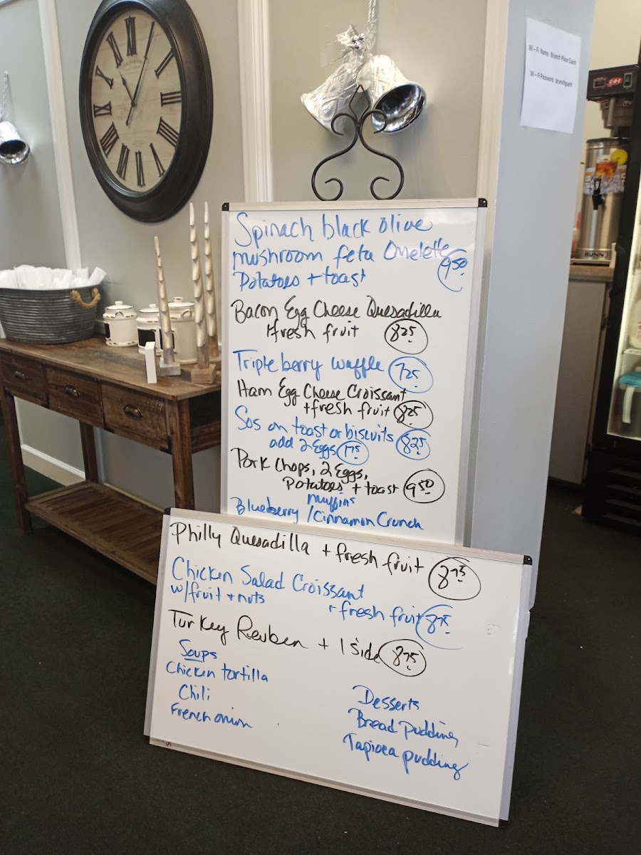 Kash's Cafe menu board