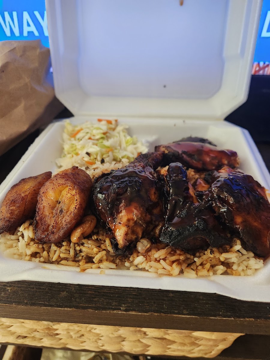 Tee Island Jerk