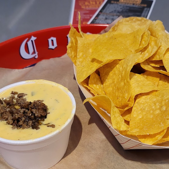 Chips & Queso