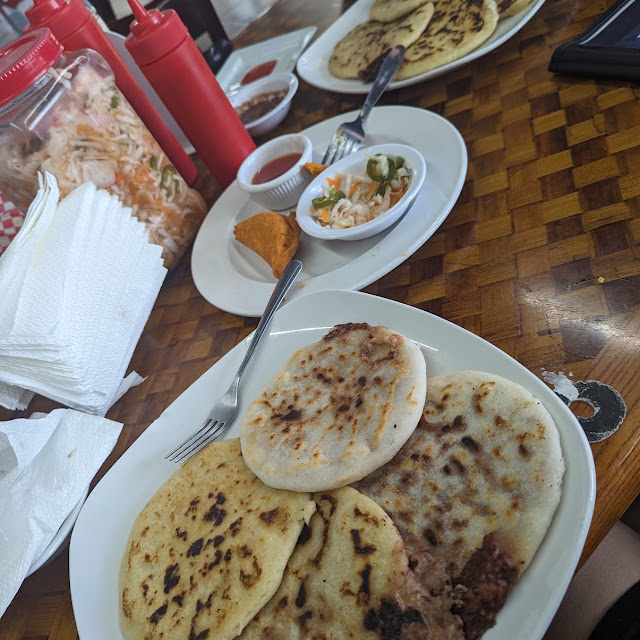 Pupusa Loca