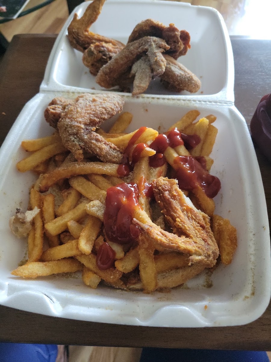 Penn Fish & chicken - Wilkinsburg