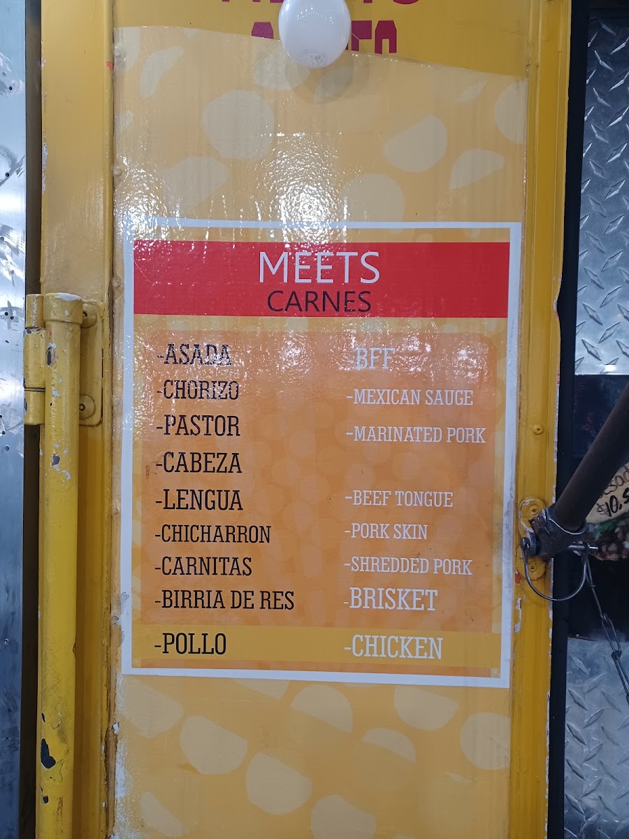 Taqueria Nelly menu board