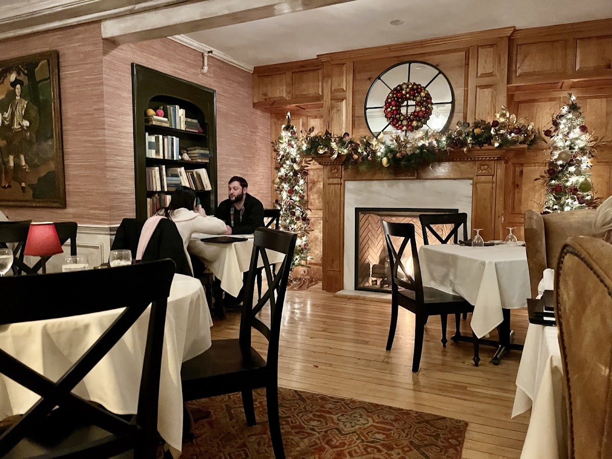 Dorset Inn Restaurant and Tavern