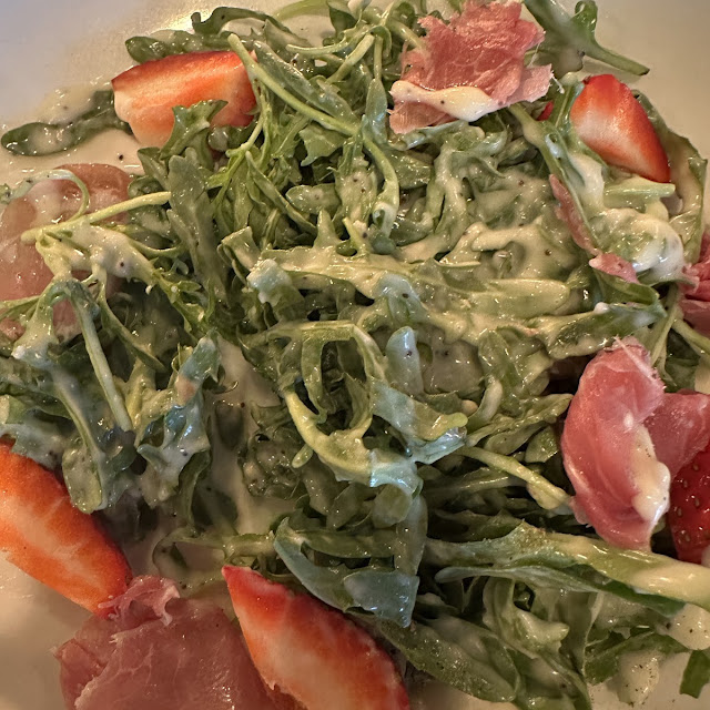 Strawberry and Rocket Salad