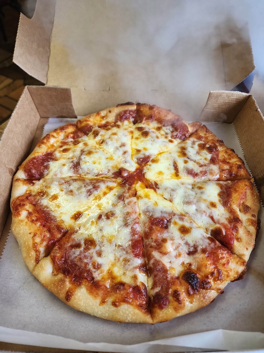 Gino's Pizza & Spaghetti House