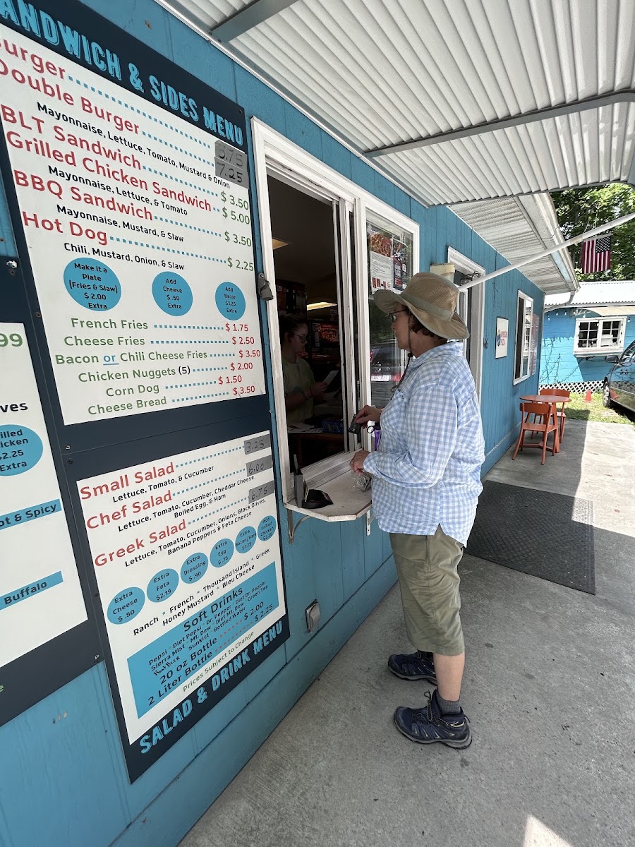 Riverside Pizza menu board