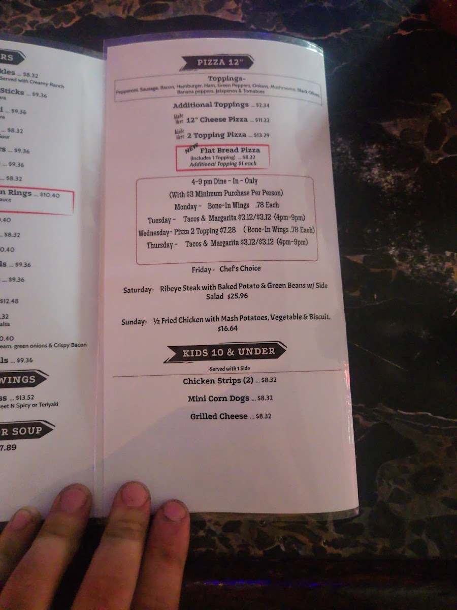 Chico's menu board