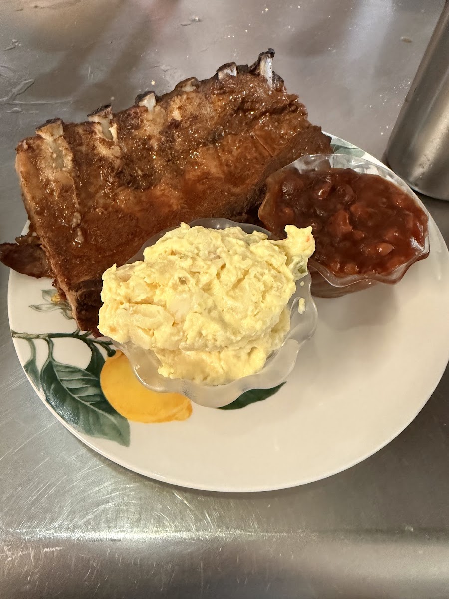 Ed's Bar & BBQ