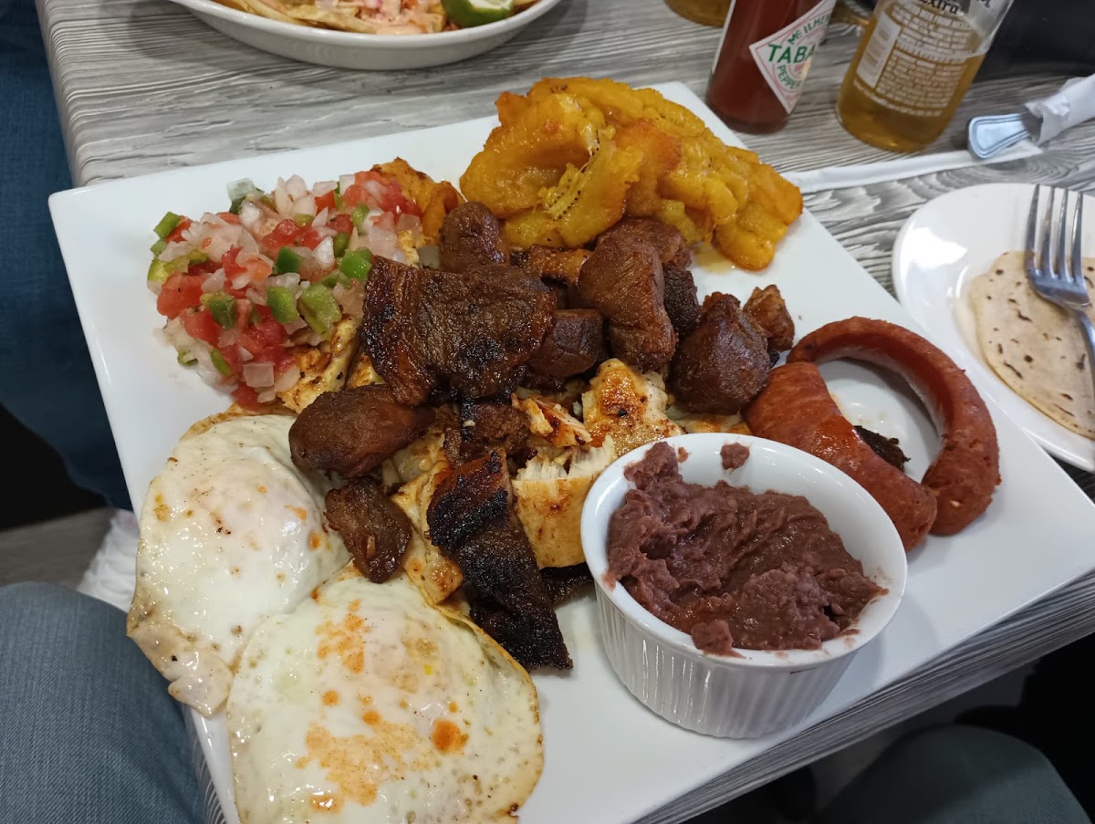 Casa Catracha