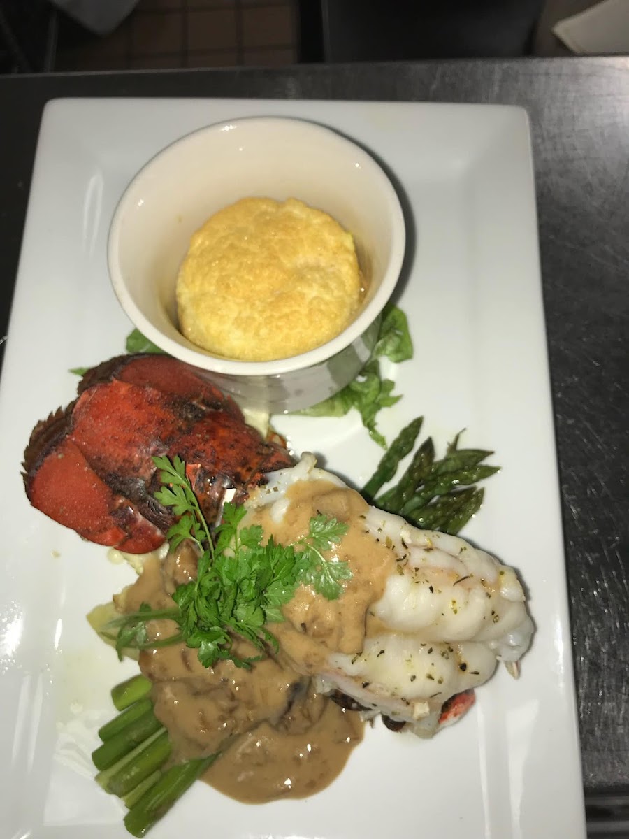 Noppie's Kitchen Food Truck