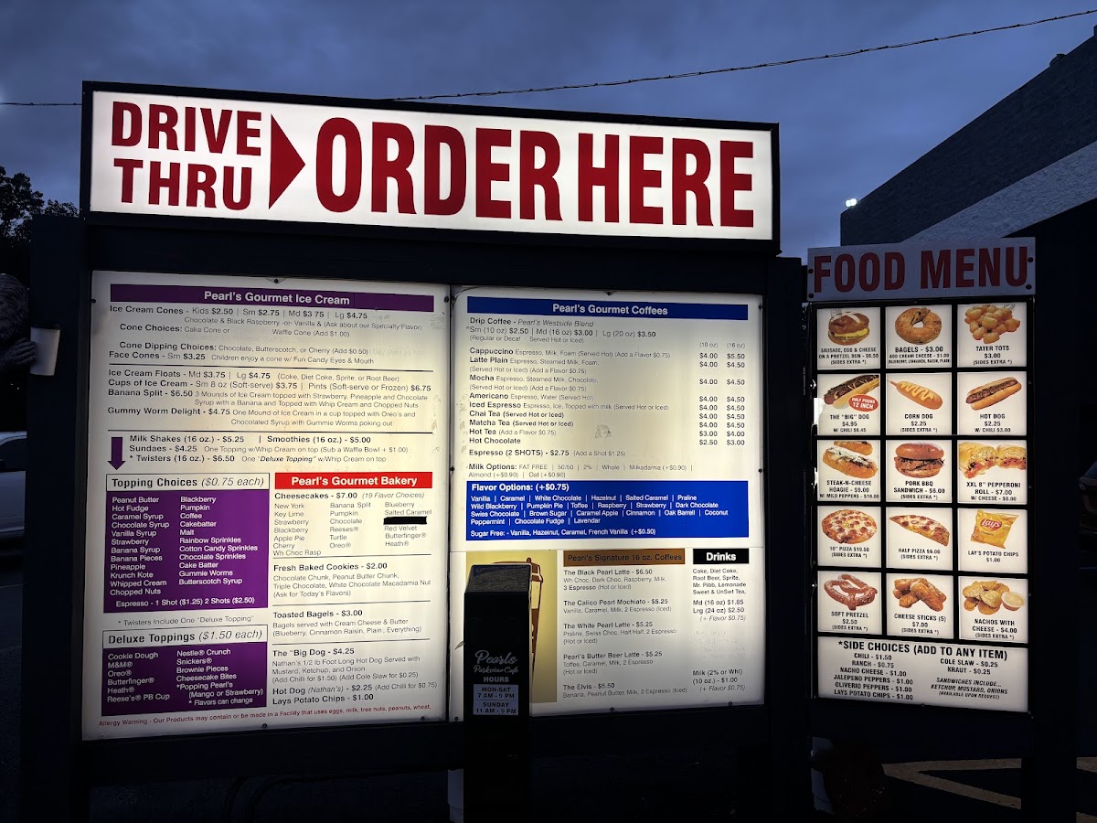 Pearl's Parkview Cafe menu board