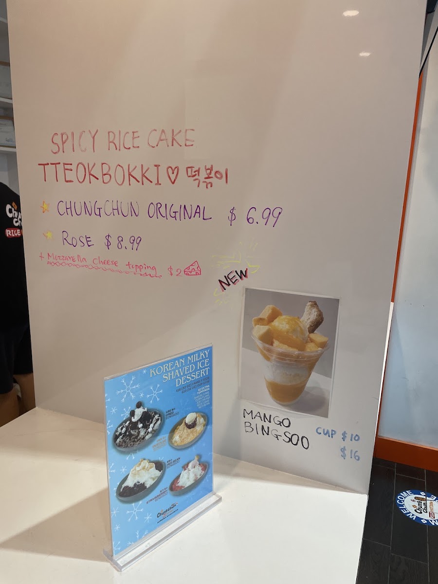 Jongro Kimbap 종로김밥 menu board