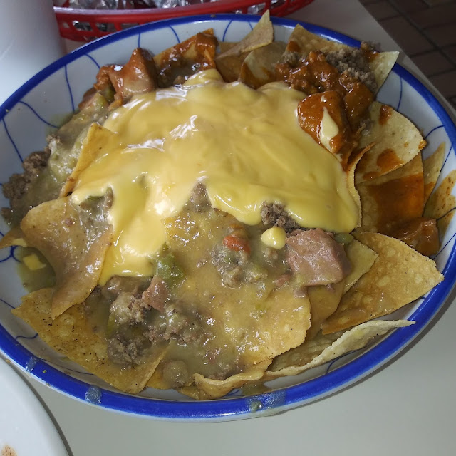 Nachos Cargados Half Red Green