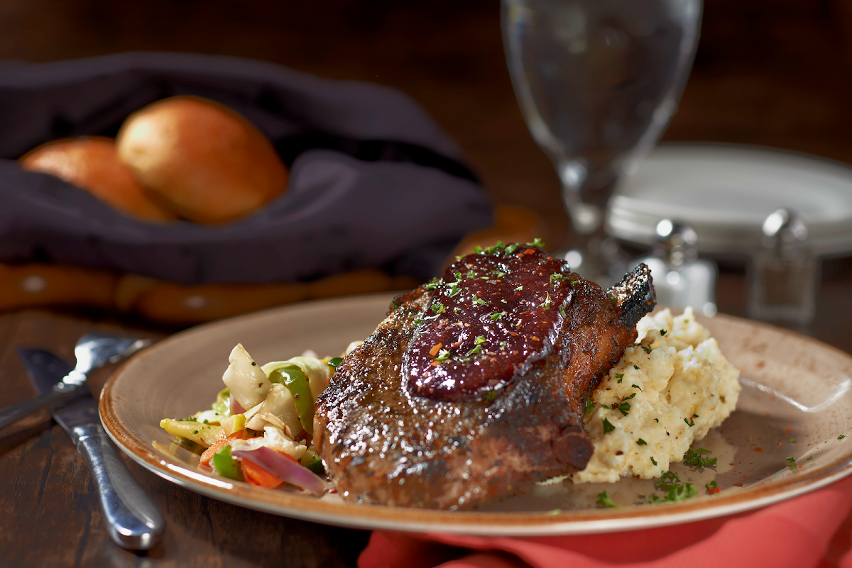 The Keeter Center-Dining