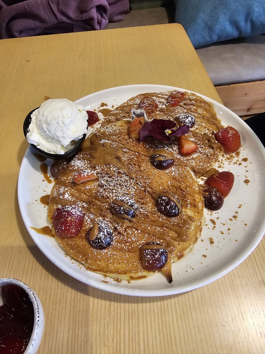 Artisan Coffee and Patissier