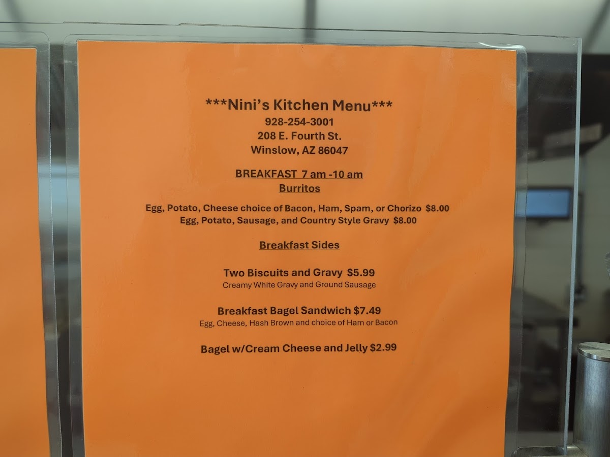 Nini's Kitchen menu board