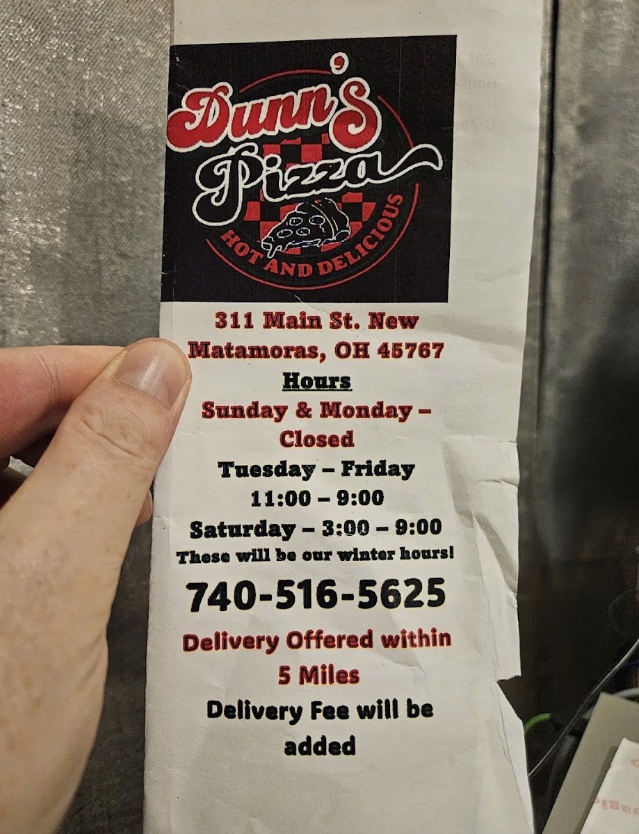 Dunns pizza menu board