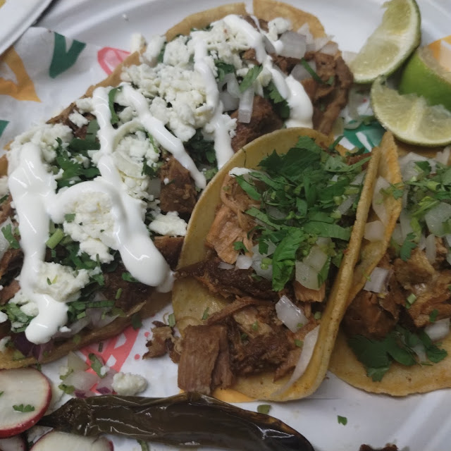 Tacos Y Gorditas