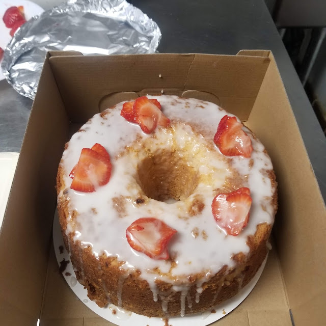 Strawberry Cream Cheese Pound Cake