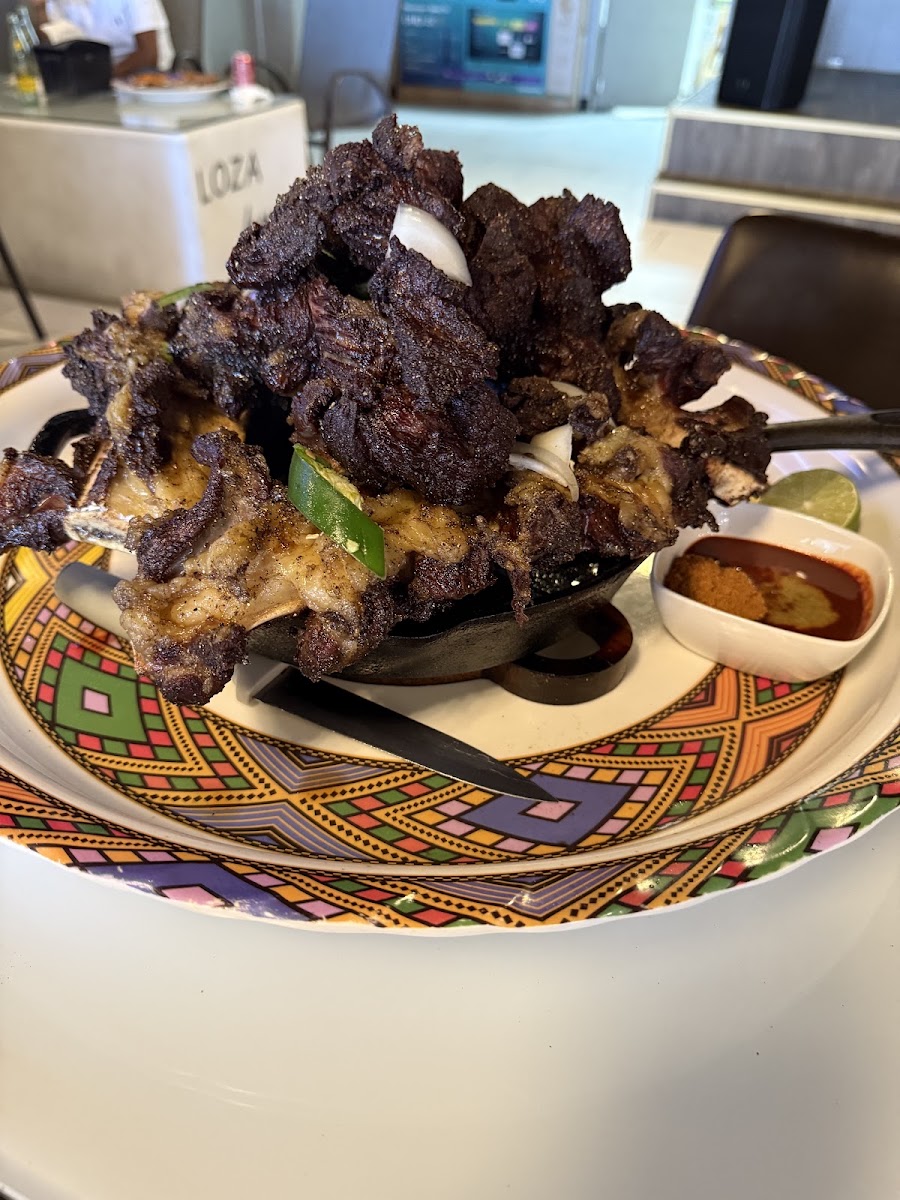 LOZA LOUNGE Ethiopian and Eritrean restaurant and bar