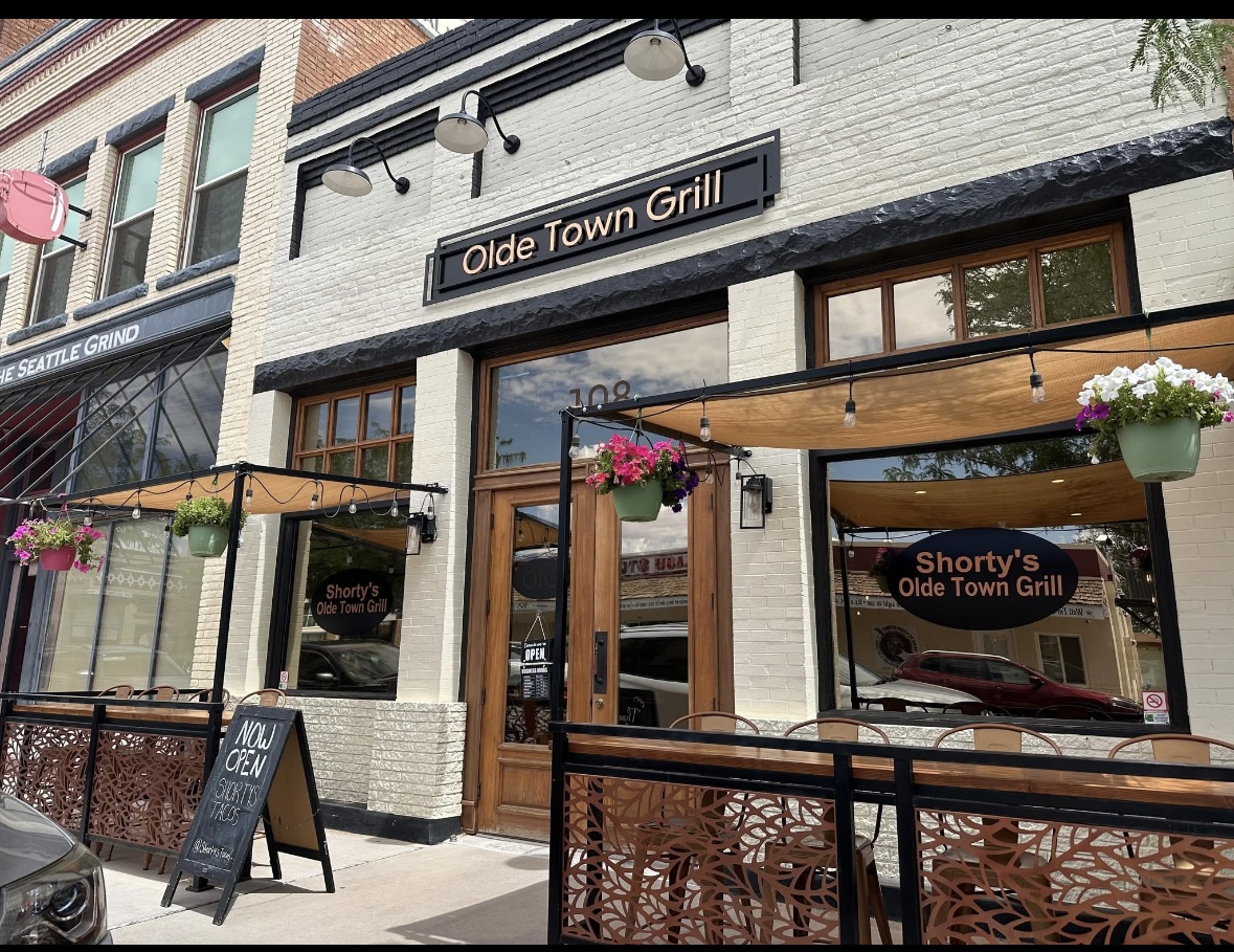 Shorty’s Olde Town Grill