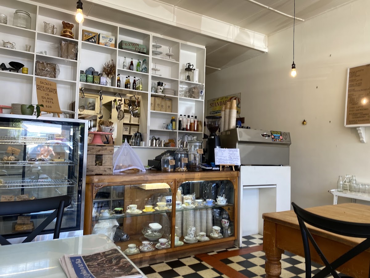 The Bees Knees Cafe
