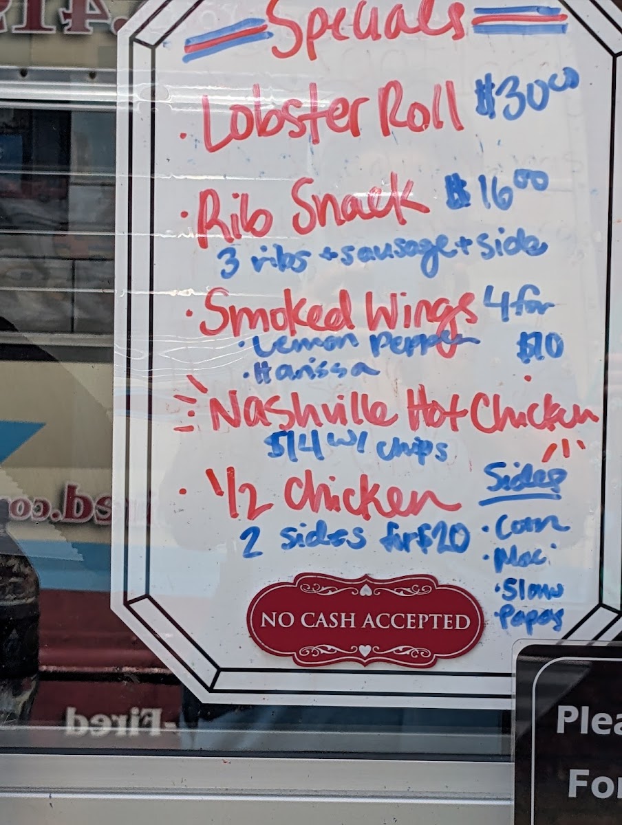 Dominic’s Wood Fired Cumming menu board