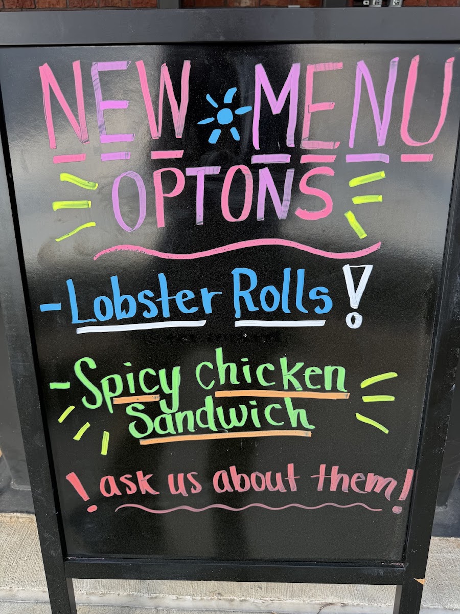 Dominic’s Wood Fired Cumming menu board