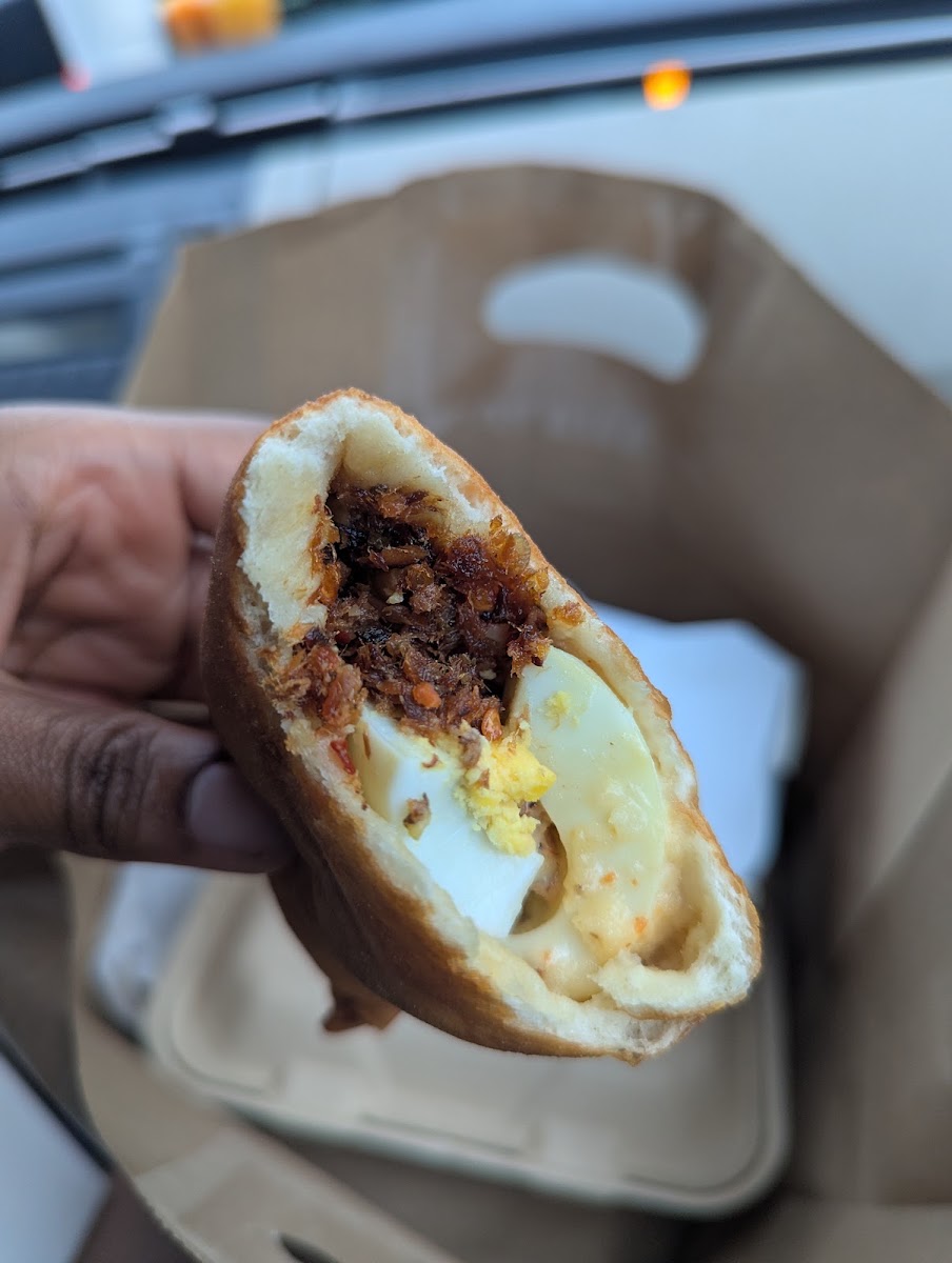 1804 HAITIAN PZZA & CAFÉ