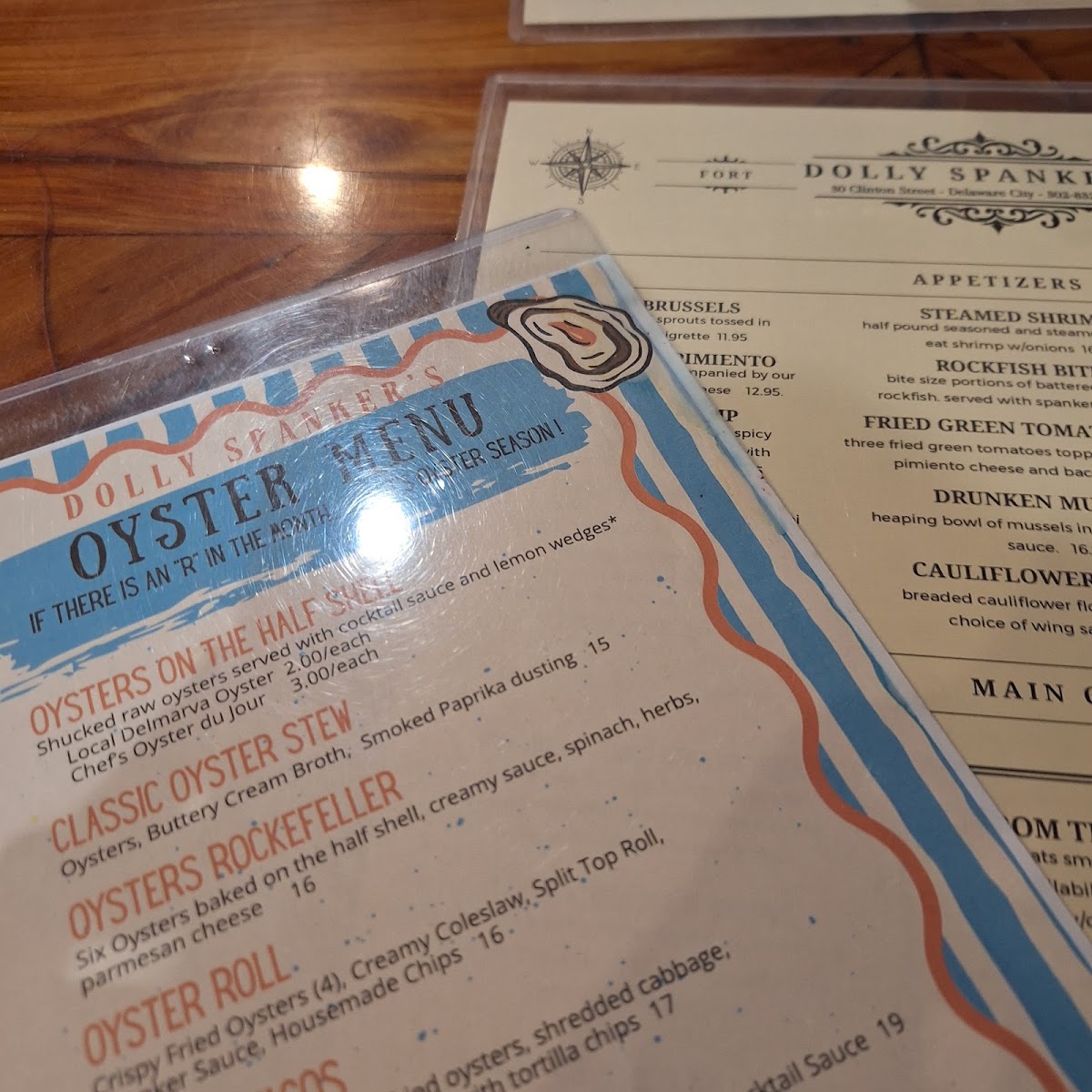Dolly Spanker's menu board