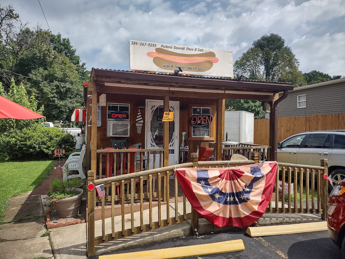 Pickens General Store & Cafe' llc