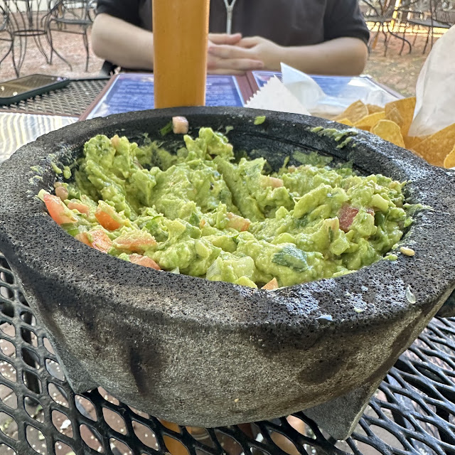 Table Guacamole