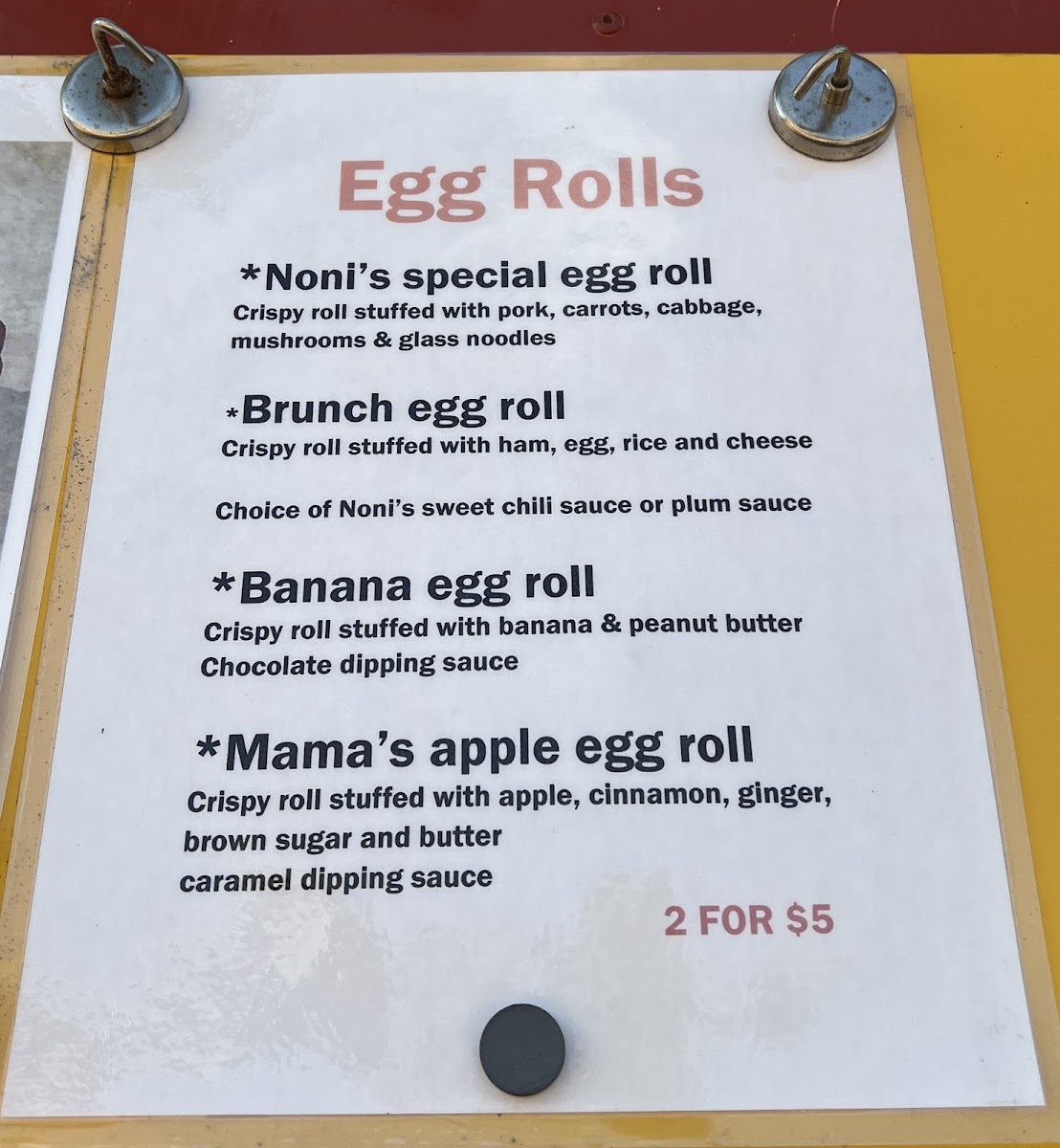 Noni's Thai Kitchen menu board